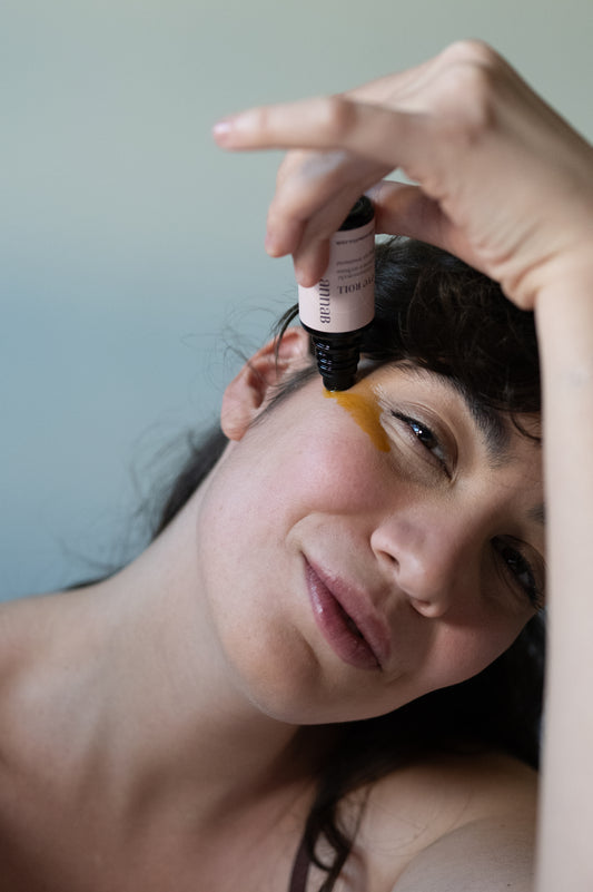 CHRISTMAS SCULPTURE EYE ROLL + GUA SHA JADE