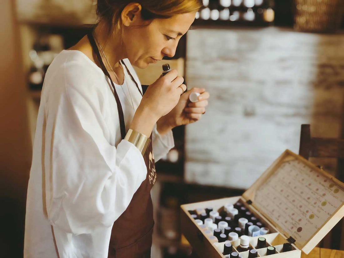 Spegni l’ansia. Accendi gli olii essenziali. Come usare l’aromaterapia per combattere le emozioni dolorose